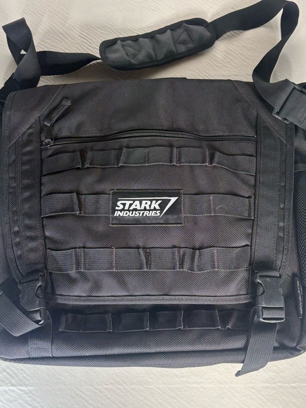 MARVEL "STARK INDUSTRIES" MESSENGER BAG